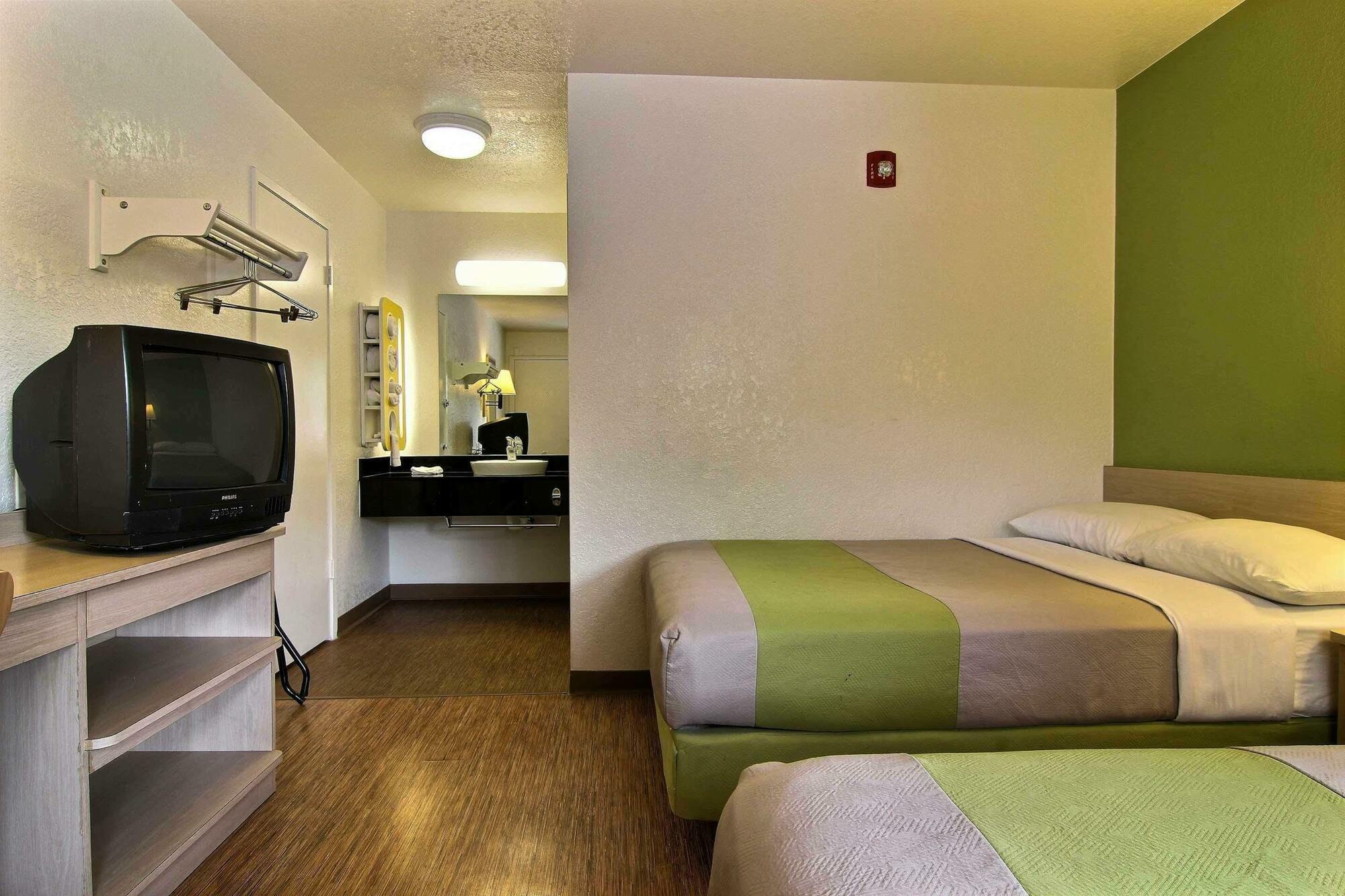 Albuquerque Crowne Plaza By Ihg Hotel Exterior photo